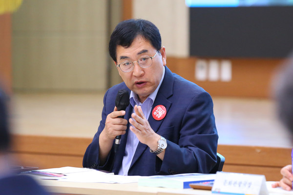 ▲ 경주시가 26일 청사 내 알천홀에서 주낙영 시장 주재로 ‘2025년 주요업무계획 보고회’를 개최하고 있다.
