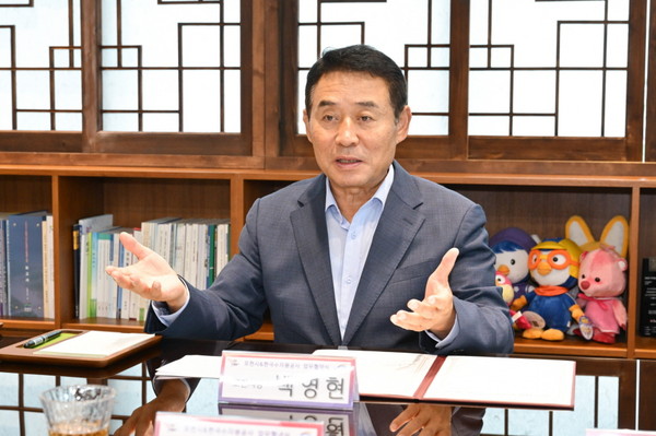 ▲ 백영현 포천시장이 '상생·협력 업무협약'에서 발언하고 있다.