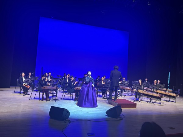▲ 정조테마공연장 개관 1주년 기념 공연.