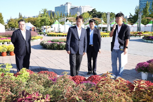 ▲ 고양가을꽃축제 현장점검 간부회의 개최 모습.