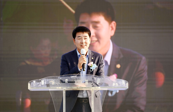 ▲ 축사하는 배정수 의장.