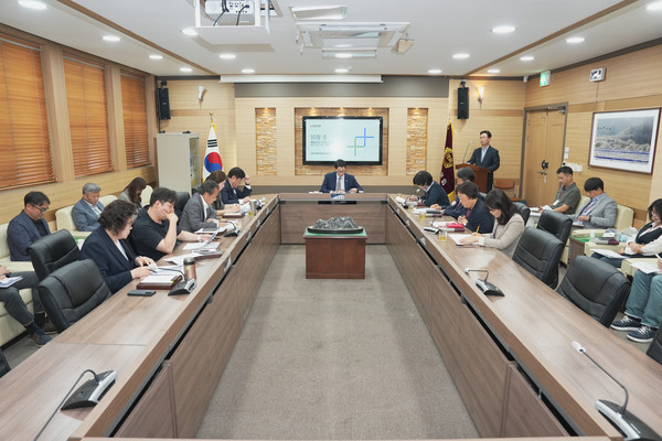 ▲ 포천시의회-집행부 현안 간담회.