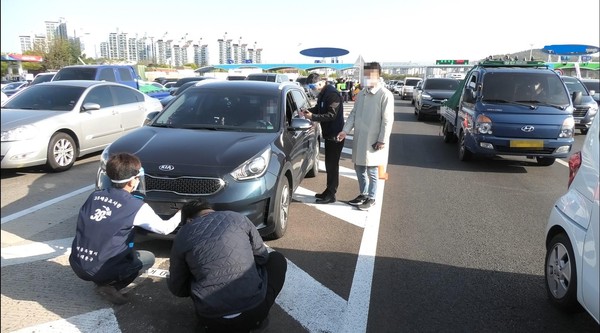 ▲ 서울시는 오는 24일 자치구, 서울경찰청, 한국도로공사와 함께 자동차세·과태료 체납 차량, 일명 '대포차량'을 대상으로 합동 단속을 실시한다고 21일 밝혔다. (사진=서울시 제공) /뉴시스