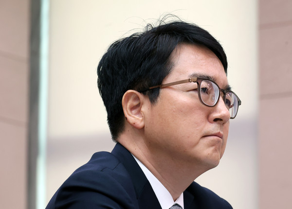 ▲ 의원 질의 듣는 심우정 검찰총장. /뉴시스