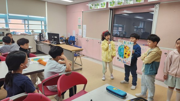 ▲ 용인특례시의 한 초등학교에서 환경교육이 이뤄지고 있는 모습.