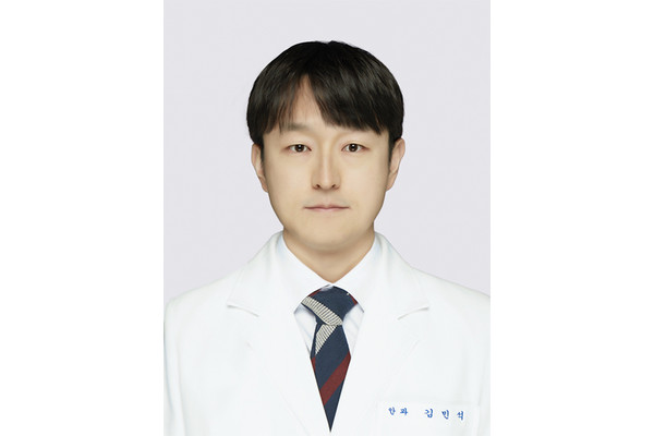 ▲ 분당서울대병원 안과 김민석 교수.