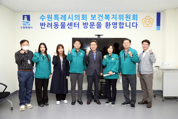 ▲ 수원특례시의회 보건복지위원회 현장방문 모습.