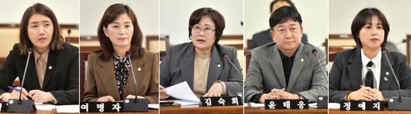 ▲ 조례안 발의한 부평구의회 의원들.