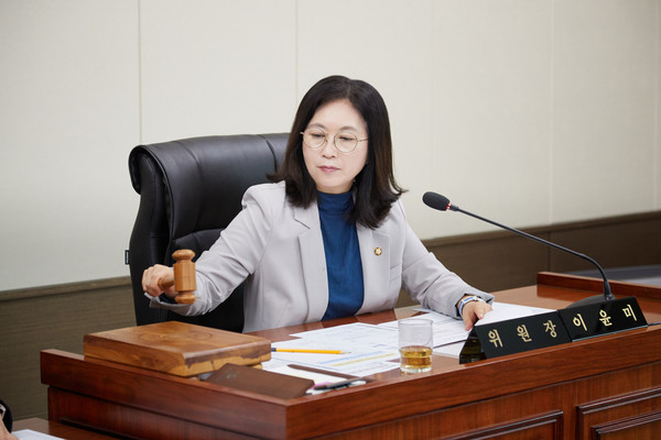 ▲ 용인특례시의회 의회운영위원회는 4일 회의를 개최해 제288회 제2차 정례회를 오는 14일부터 12월 13일까지 30일간의 일정으로 개회하기로 결정했다.