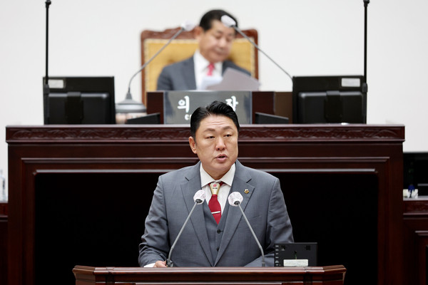 ▲ 인천시의회 신충식 의원.