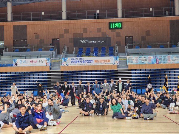 ▲ 인천광역시 중구의회 제20회 중구청장기 배드민턴대회 참석 모습.