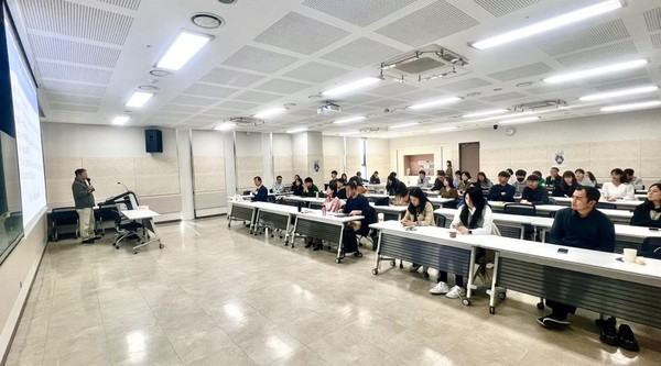 ▲ 화성시 AI 활용한 홍보 역량 교육 실시 모습.