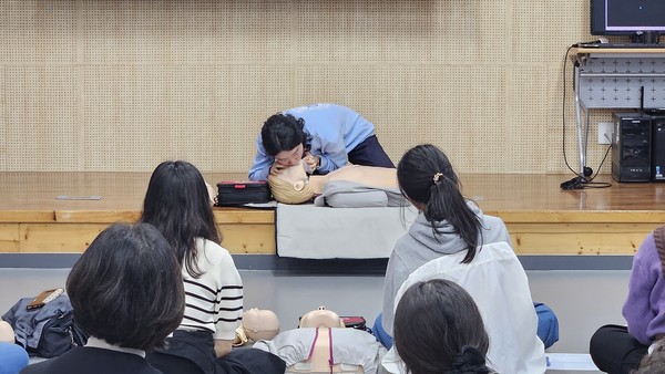 ▲ 성동생명안전배움터 교육 모습.