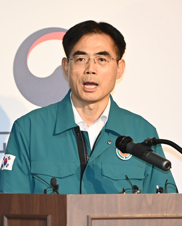 ▲ 강운경 고용노동부 경기지청장. /뉴시스