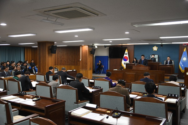 ▲ 제285회 정례회 사진.