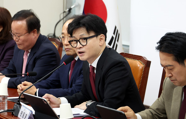 ▲ 한동훈 국민의힘 대표가 서울 여의도 국회에서 열린 최고위원회의에서 발언을 하고 있다. /뉴시스