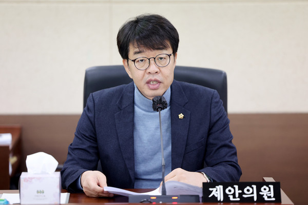 ▲ 제299회 인천광역시의회 제2차 정례회 제1차 교육위원회 이오상 부의장.