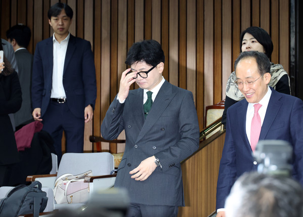 ▲ 입법발의 국민보고회 참석하는 한동훈-추경호. /뉴시스
