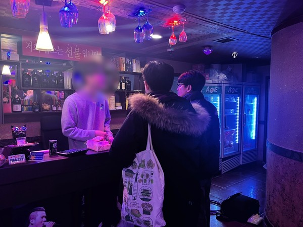 ▲ 연수구 야간업소 점검 실시 모습.