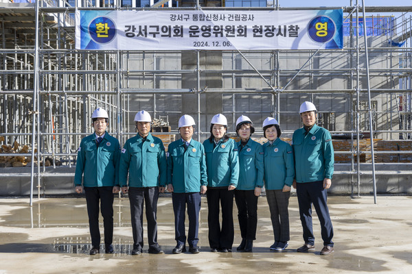 ▲ 사진 왼쪽부터 홍재희, 박학용, 전철규, 최세진, 정재봉, 강선영, 신찬호 의원.