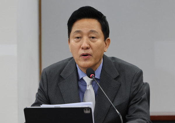 ▲ 비상경제회의 주재하는 오세훈 시장. /뉴시스