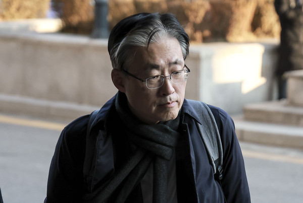 ▲ 김형두 헌법재판관이 지난 16일 서울 종로구 헌법재판소로 출근하고 있다. /뉴시스