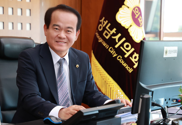 ▲ 이덕수 성남시의장.