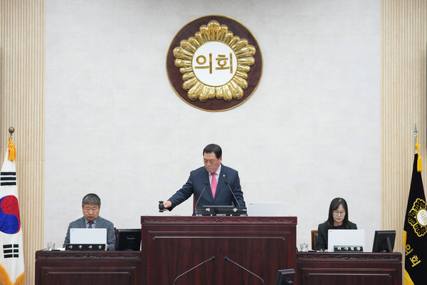 ▲ 제227회 안성시의회 제2차 정례회 제3차 본회의 모습.