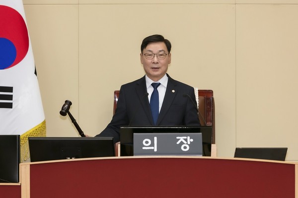 ▲ 김병전 의장.