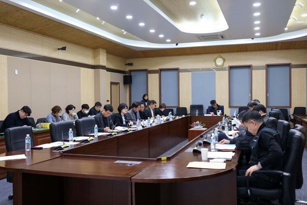 ▲ 평택시 아파트 경비노동자 노동조건 실태조사 보고회 및 토론회 모습.