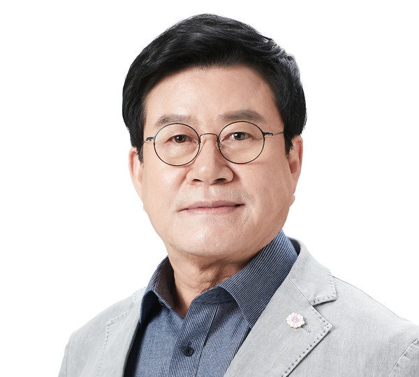 ▲ 이상복 오산시의회 의장.