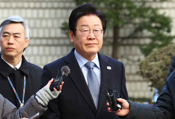▲ 공직선거법 위반 항소심 출석하는 이재명 대표. /뉴시스