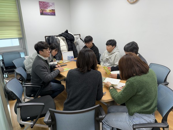 ▲ 수원남자단기청소년쉼터 자립지원준비 프로그램 진행 모습.