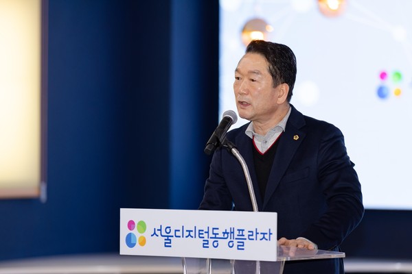 ▲ 축사하는 김태수 주택공간위원장.