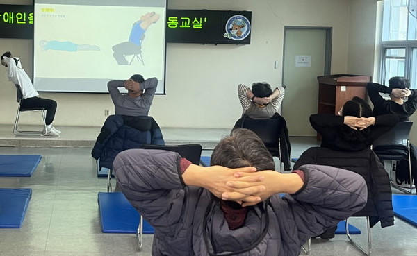 ▲ 인천 서구 뇌졸중 운동 교실 운영 모습.