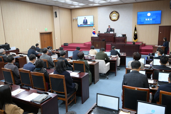 ▲ 제229회 안성시의회 제1차 본회의 전경.