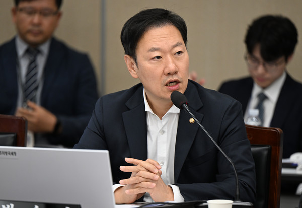 ▲ 질의하는 박수민 의원. /뉴시스