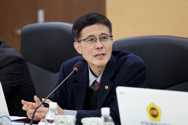 ▲ 이명규 의원 질의 모습.