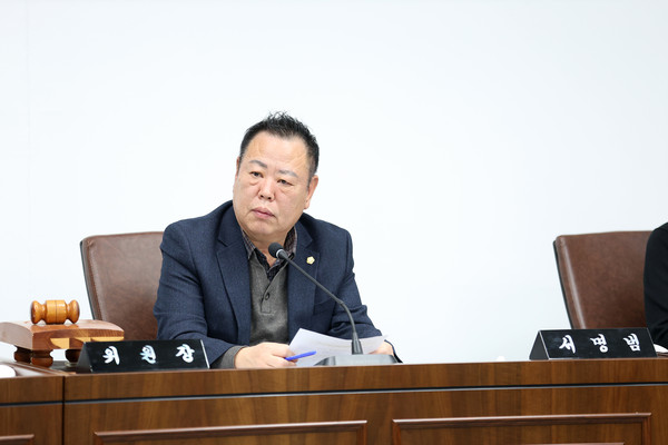 ▲ 서명범 인사청문특별위원장.