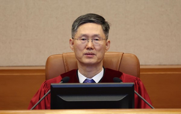 ▲ 문형배 헌법재판소장 권한대행이 13일 서울 종로구 헌법재판소에서 열린 '윤석열 대통령 탄핵심판 8차 변론'에 참석해 자리하고 있다. /뉴시스