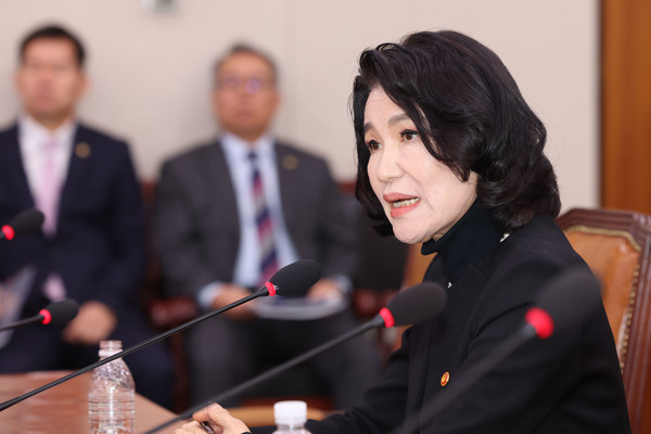 ▲ 의원질의에 답하는 이진숙 방통위원장. /뉴시스