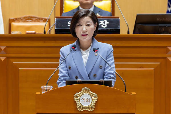 ▲ 김미주 의원이 제334회 구로구의회 임시회 제1차 본회의에서 발언하고 있다.