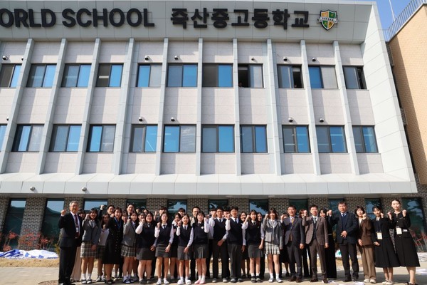 ▲ 죽산고 ‘월드스쿨’ 인증 선포식.