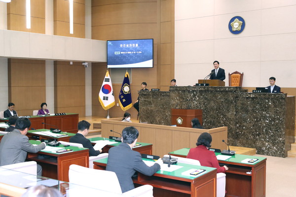 ▲ 이천시의회 제252회 임시회 개회식 개최 모습.
