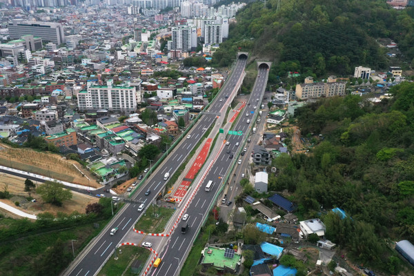 ▲ 광주 동구 지산동 지산IC 주변 제2순환도로가 원활한 차량 소통 흐름을 보이고 있다. /뉴시스