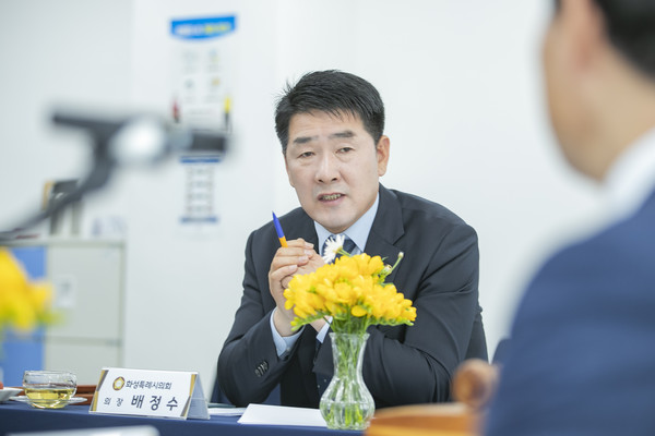 ▲ 발언 중인 화성특례시의회 배정수 의장.
