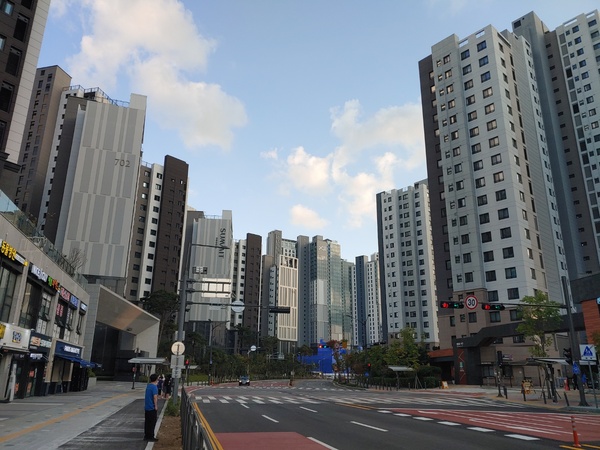 ▲ 과천 한 아파트 단지 전경. /뉴시스