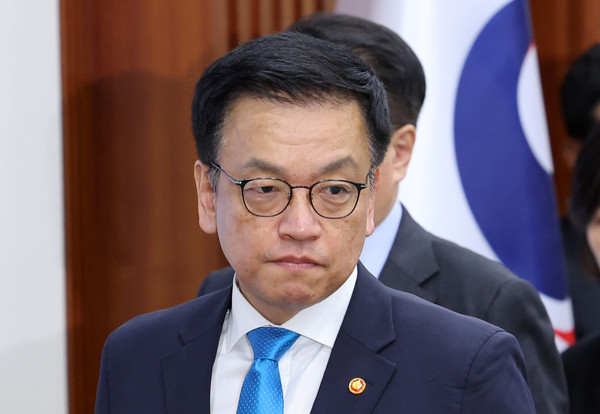 ▲ 최상목 부총리, 경제관계장관회의 참석 모습. /뉴시스