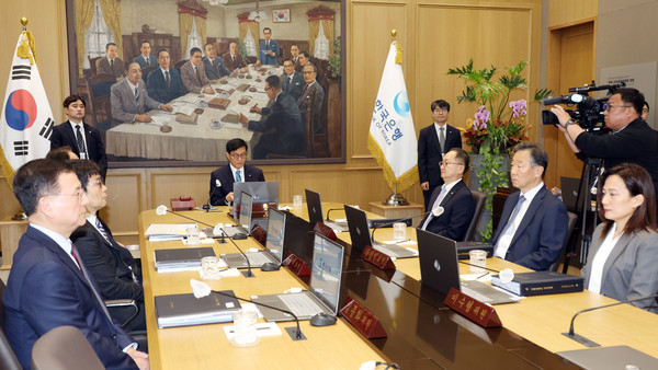 ▲ 발언하는 이창용 한국은행 총재. /뉴시스