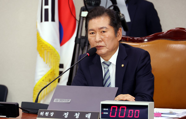 ▲ 발언하는 정청래 법사위원장. /뉴시스